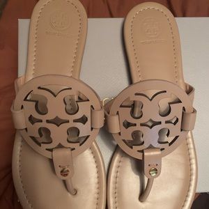 Like New Tory Burch Sandals